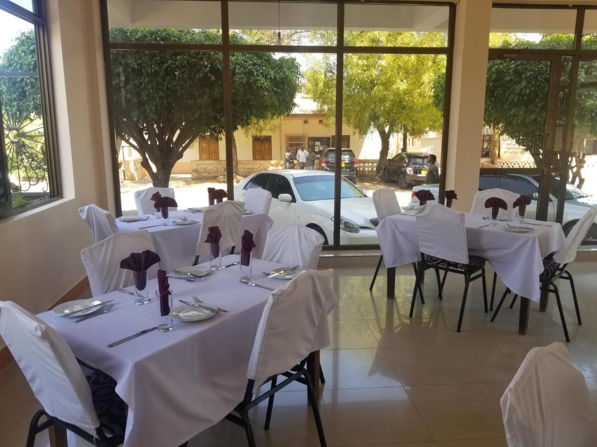 Hotel Buffalo Moshi Zewnętrze zdjęcie